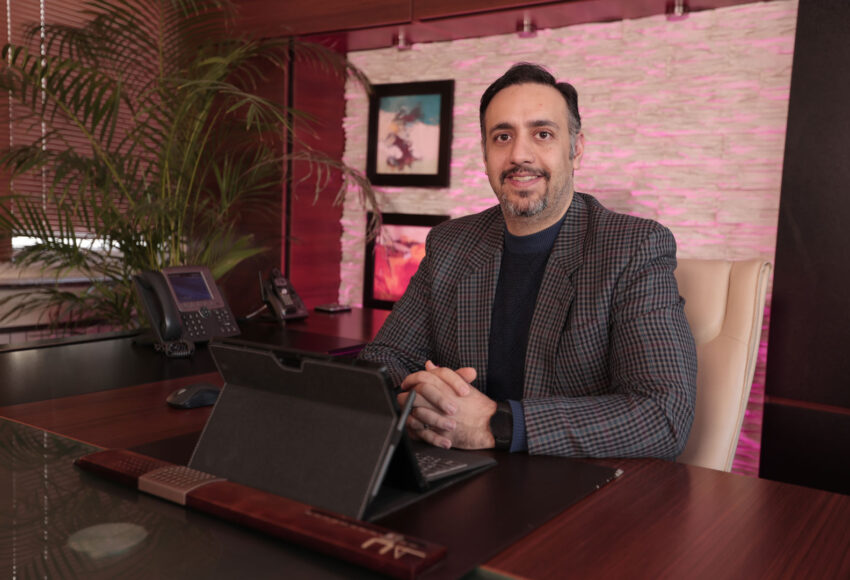 حسین اسلامی - مدیرعامل و عضو هیات مدیرهی شرکت افزار پرداز رمیس حسین اسلامی